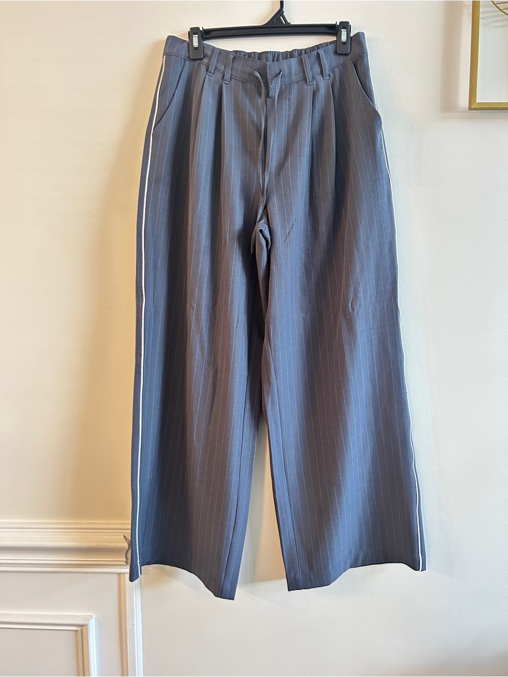 No Boundaries Gray Pinstripe Chinos with White Side Stripe